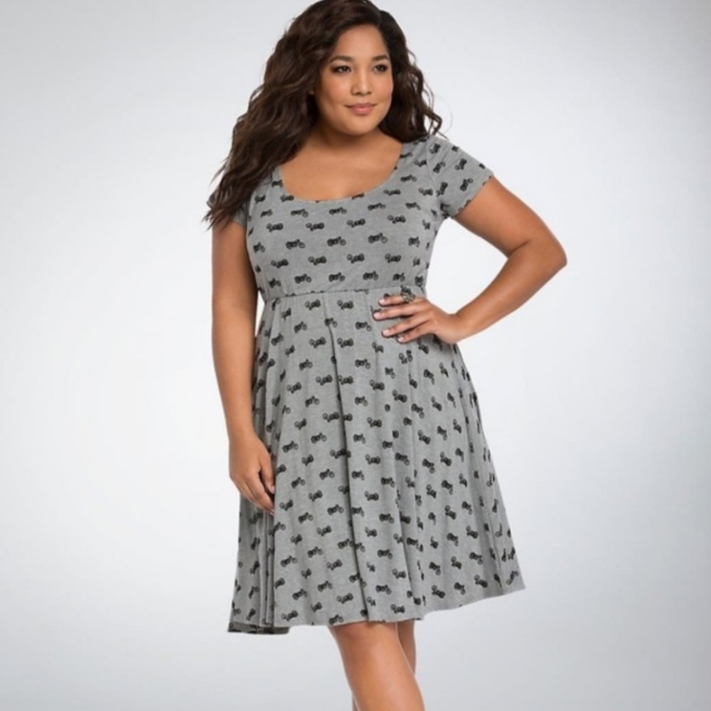 Torrid Womens Motorcycle Print Skater Dress Size Gray Short Sleeve Scoop Neck